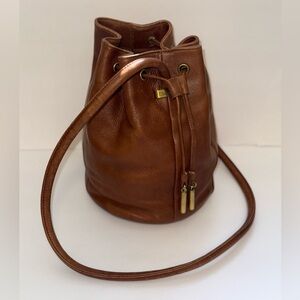 Etienne Aigner vintage leather bucket crossbody brown